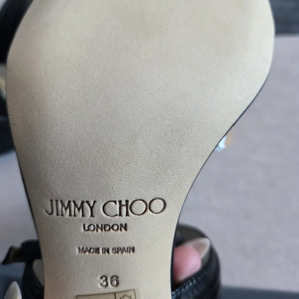 BNIB Jimmy Choo Black and Gold Sandals - Picture 10 of 14